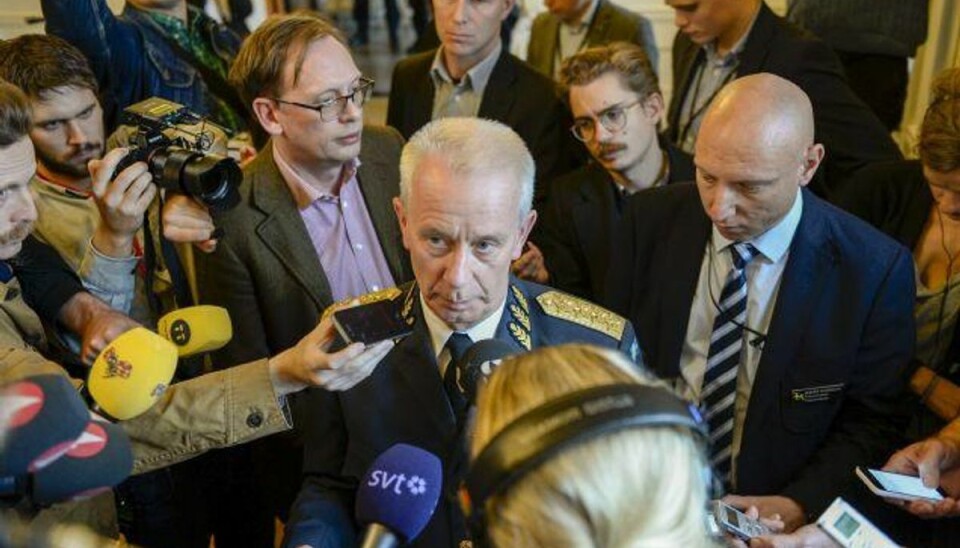 Sverige slår fast: Ubåd i skærgården Newspaq