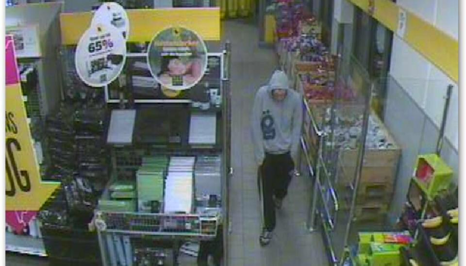 Se video og billeder: Kender du denne Netto-røver?