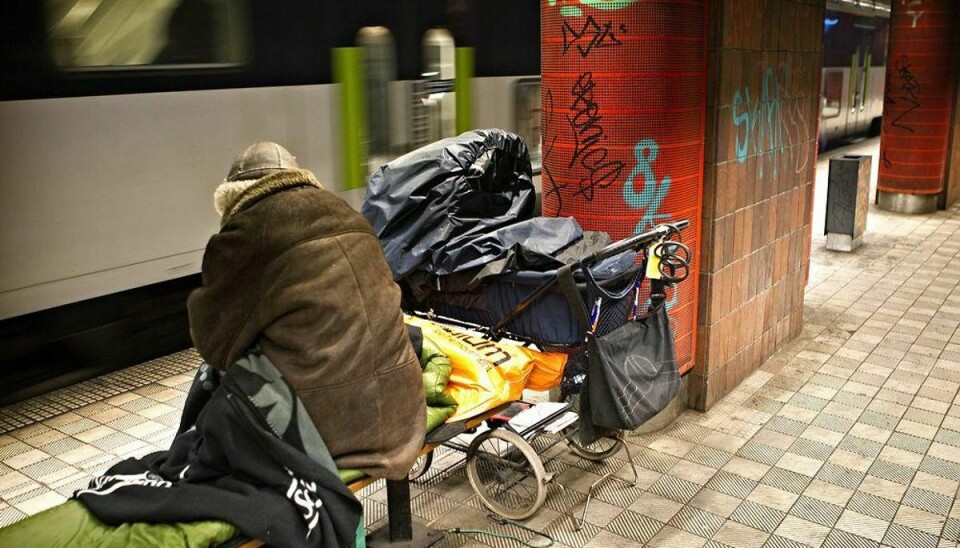 Helt op mod en kvart million kroner har hjemløse i bøde, fordi de ikke har råd til at betale for togturen. Arkivfoto: Niels Meilvang/Scanpix