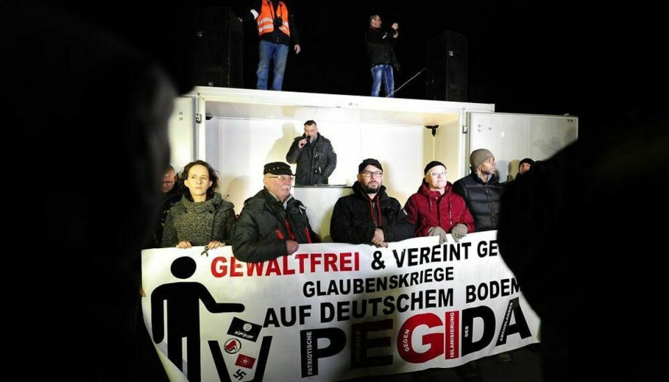 Den danske Pegida-bevægelse ha aflyst en planlagt demonstrtin i København. Her ses et billede fra en Pegidademonstration i Dresden. Foto: Robert Michael/Scanpix