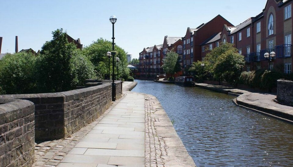 Mystik omkring kanal-lig: Englændere frygter seriemorder Rygter om en muligseriemorder i den Engelske by Manchester spreder sig, fori der er fundet bemærkelsesværdigt mange lig i Manchesters mange kanaler og vandveje over en årrække. Foto: Daniel Mortell/Scanpix