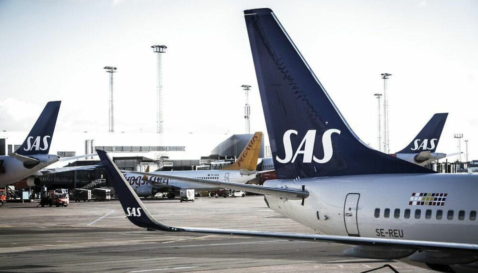 Ulogisk prisfinte: Køb en længere flyrejse og spar Nogle gange kan man spare penge, ved at bestille en længere flyrejse med mellemlanding, og så stå af på mellemdestinationen. Foto: Jeppe Bjørn Vejlø/Scanpix
