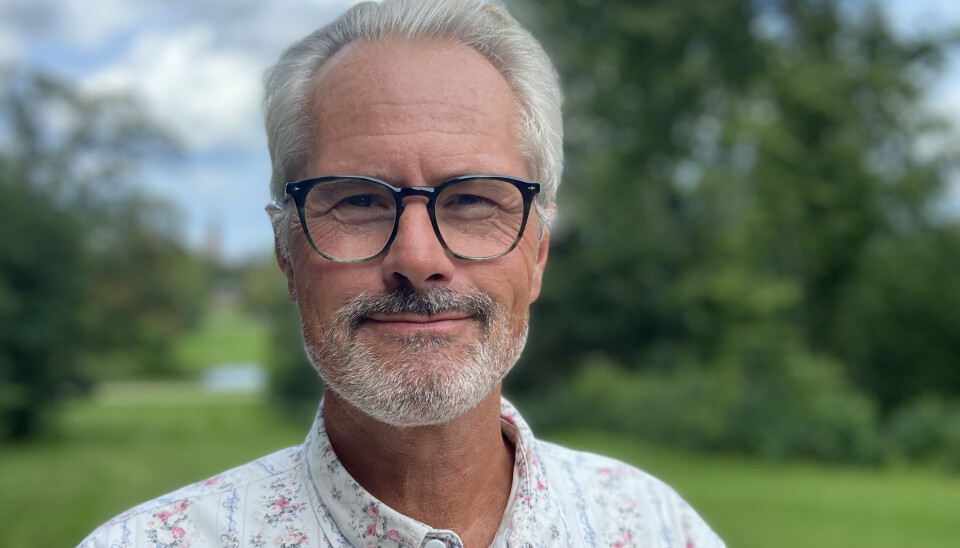 Henrik Byager er blandt andet kendt for sin medvirken i programmet 'Den 6. Sans' og sin praksis som livsstilsekspert og kommunikationsrådgiver. Den 2. september fylder han 60 år. Henrik Byager er blandt andet kendt for sin medvirken i programmet 'Den 6. Sans' og sin praksis som livsstilsekspert og kommunikationsrådgiver. Den 2. september fylder han 60 år.
