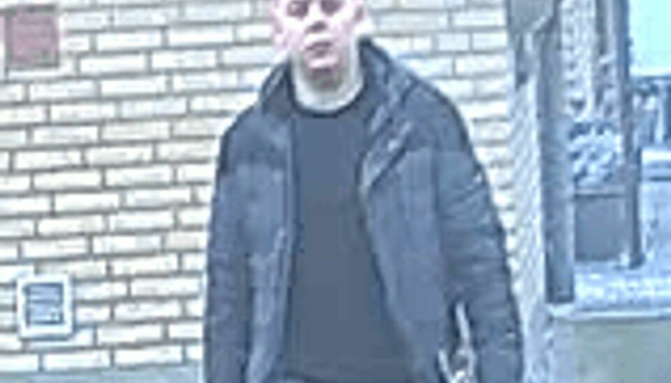 Kender du denne mand, vil politiet meget gerne høre fra dig. Foto: Syd- og Sønderjyllands Politi