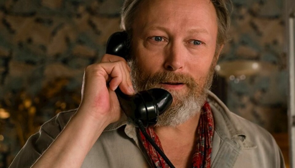 Hvad laver Lars Mikkelsen på Badehotellet?