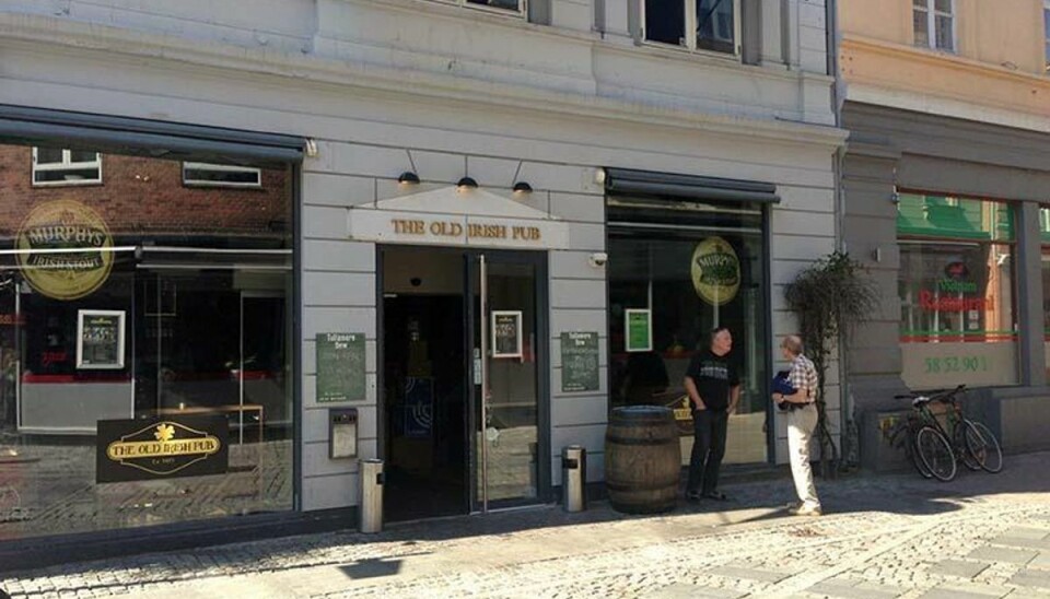 Ups: Ville løbe fra politiet men faldt over sine egne ben Foto: The Old Irish Pub.