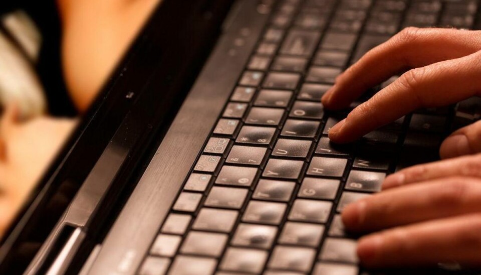 Ti anholdt for at bestille voldtægt af børn på nettet TI danskere har ifølge politiet bestilt live-streaming af seksuelle overgreb på udenlandske børn over nettet. Foto: Artur Marciniec/Scanpix