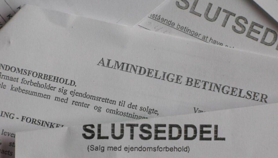 FDM dumper seks ud af ti slutsedler Urimelige eller ligefrem ulovlige vilkår er sammen med fejl og mangler stadig mere reglen end undtagelsen i de slutsedler, bilkøberne får til underskrift. Foto: FDM.