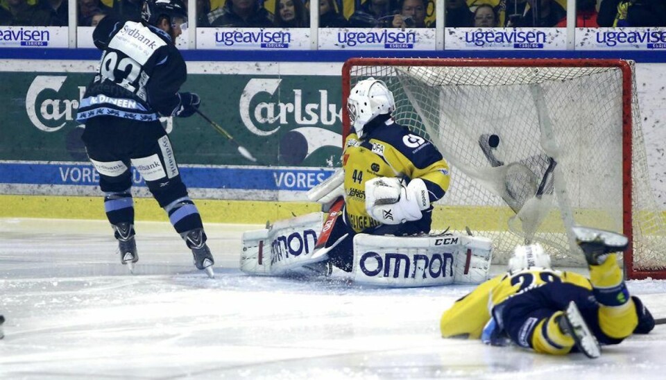 Seks spilledages karantæne til Sønderjyskes NHL-spiller Sønderjyskes Warren Peters kommer ikke til at spille nogen riolle i resten af DM-finalerne. Arkivfoto: Jan Korsgaard/Scanpix.