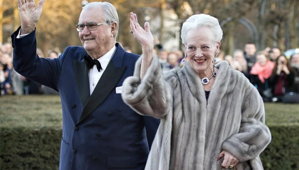 Se billederne: Dronningen blev fejret i Musikhuset Festive evening at the Concert Hall in Aarhus for Queen Margrethe who turns 75. Here arrive royal couple, HRH Queen Margrethe and Prince Henrik to the Music Hall, where they were received by Aarhus Mayor Jacob Bundsgaard. (Photo: Henning Bagger / Scanpix 2015)