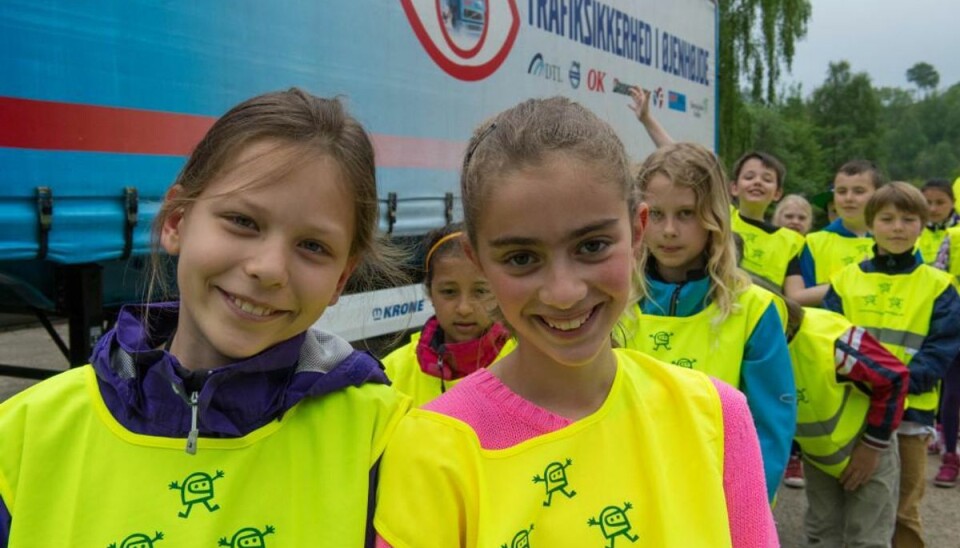 Ny pris til børn, der er helte i trafikken Her er elever fra Kirkebakkeskolen i Vejle med på trafiksikkerheden. Foto: Børneulykkesfonden
