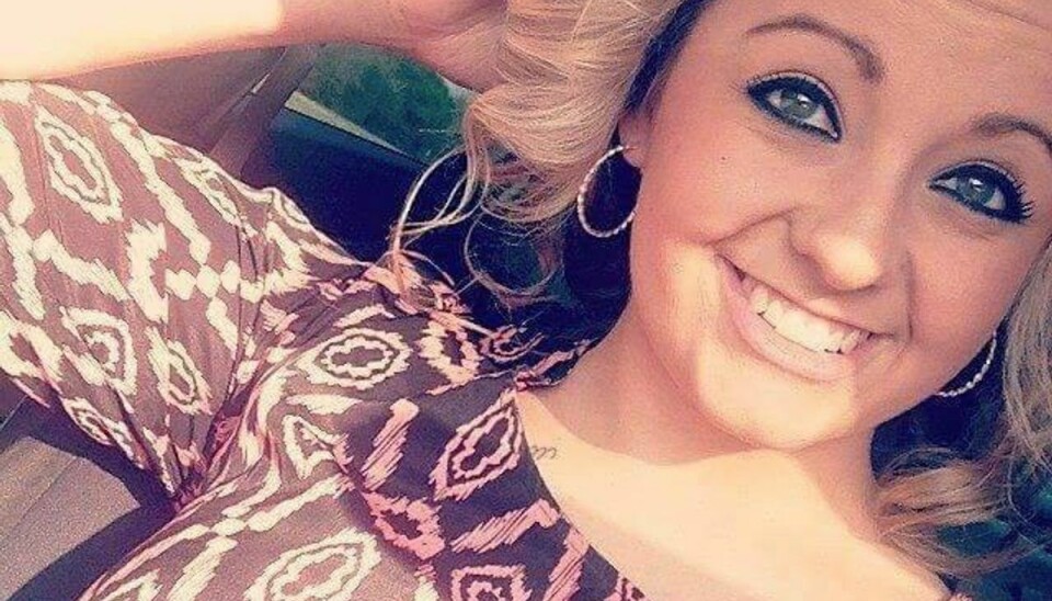 Vågnede fra koma: Havde fået baby Sharista har åbnet øjnene og trækker selv vejret. Foto: Facebook