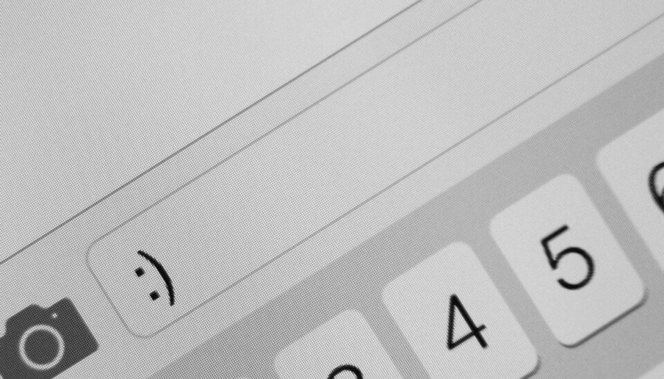 Pas på: Ferie-smileys på mobilen kan blive en dyr fornøjelse Det her skal du passe på, når du er på ferie – det kan blive dyrt. Foto: Iris/Scanpix.