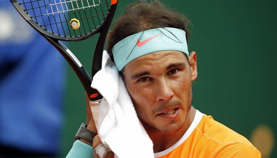 Nadal kæmper sig forbi servekanon Foto: ERIC GAILLARD/Scanpix.