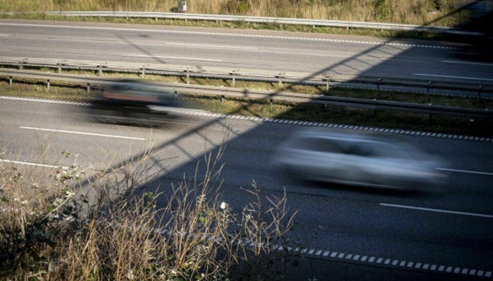 En bil skal konfiskeres, hvis den for eksempel har været brugt til meget grove overtrædelser af fartgrænsen, fremgår det af lovforslag L 127 fra Transport- og Boligministeriet. (Arkivfoto). Foto: Mads Claus Rasmussen/Scanpix