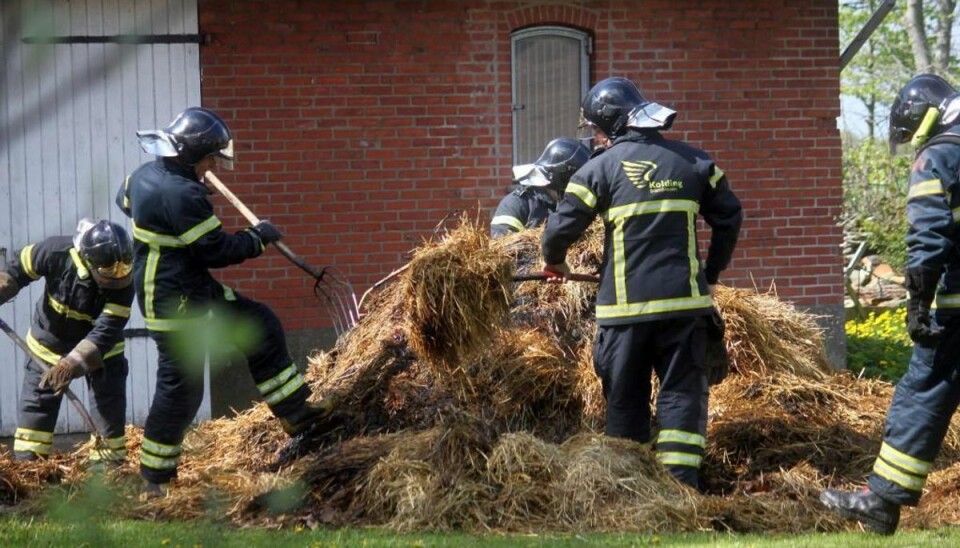 Frygtede for heste: Brand i mødding Foto: Elo Christoffersen.