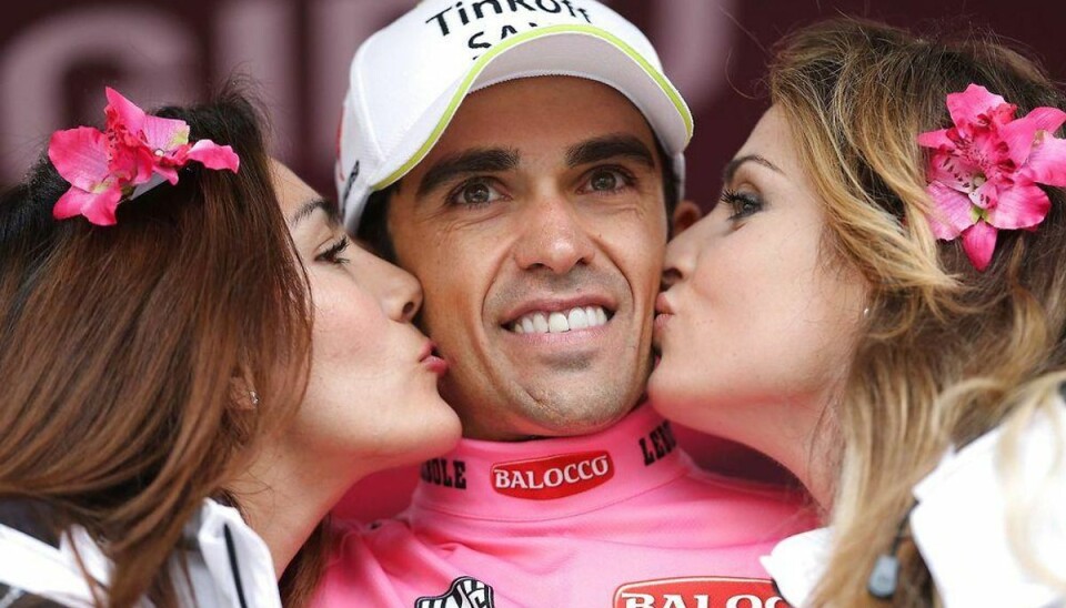 Tilbage i lyserødt: Contador knuser Aru på enkeltstart Alberto Contador. Foto: LUK BENIES/Scanpix.