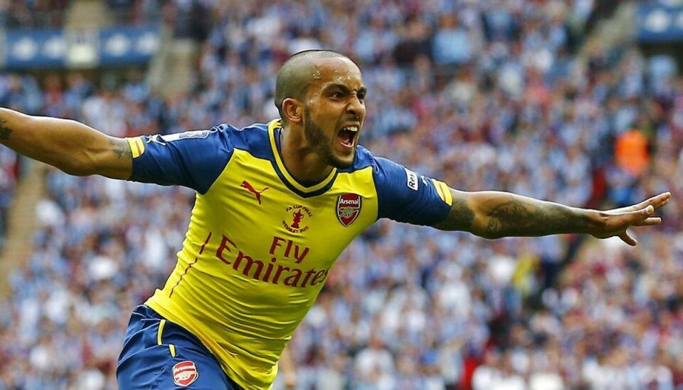 Arsenal udspiller Okore og gentager FA Cup-triumf Football – Arsenal v Aston Villa – FA Cup Final – Wembley Stadium – 30/5/15 Theo Walcott celebrates scoring the first goal for Arsenal Reuters / Darren Staples Livepic EDITORIAL USE ONLY.No use with unauthorized audio, video, data, fixture lists, club/league logos or “live” services. Online in-match use limited to 45 images, no video emulation.No use in betting, games or single club/league/player publications. Please contact your account representative for further details.