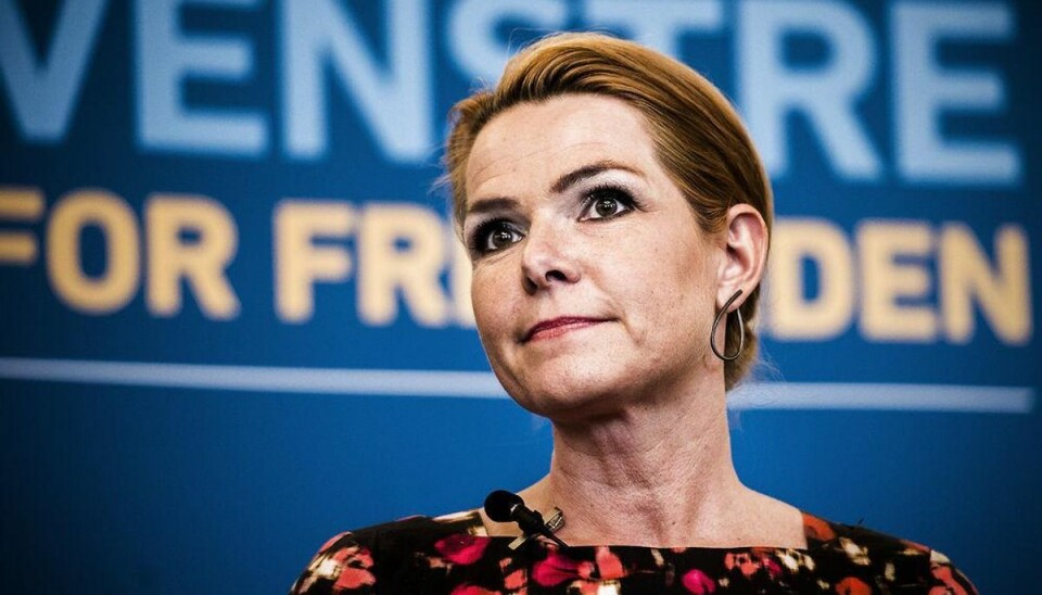 Venstre lover færre asylansøgere Venstres formand Lars Løkke Rasmussen, Venstres gruppeformand Kristian Jensen og Venstres politiske ordfører Inger Støjberg præsenterer et nyt sundhedsudspil i Venstres gruppeværelse 2-090 på Christiansborg torsdag d. 4 juni 2015. Venstre fremlægger nyt sundhedsudspil. Tilstede var Lars Løkke Rasmussen, Kristian Jensen og Inger Støjberg.