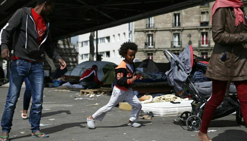 Eritreanske flygtninge i Frankrig har indrettet sig i teltlejre i Paris. Foto: Benoit Tessier/Scanpix