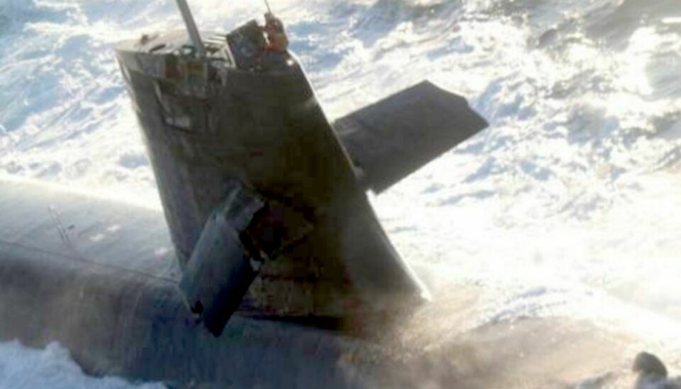 Foto af ubådens skader på tårnet. Foto: Den japanske kystredningstjeneste
