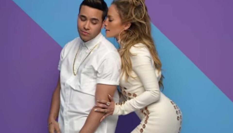 J.Los sexede nye video: Fuld af flirt