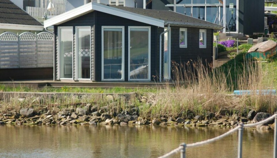 Top 10: Så billigt kan du købe hus med havudsigt Sommerhus i Munkebo. Foto: Boliga Selvsalg.