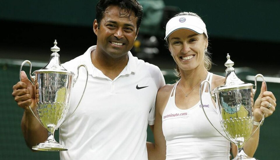 Martina Hingis scorer Wimbledon-hattrick Leander Paes og Martina Hingis. Foto: STEFAN WERMUTH/Scanpix.