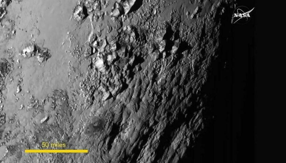 Pluto har nemlig store bjerge af is. Foto: Scanpix.