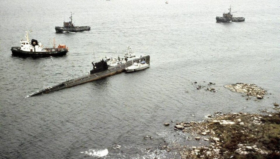 Svenske eksperter: Ubåd forliste efter kollision i 1916 Arkivfoto fra 1981: Den sovjetiske ubåd U-137 på grund i Gåsefjärden i Karlskrona Skärgård. Foto: Torbjörn Andersson Kod/Scanpix.