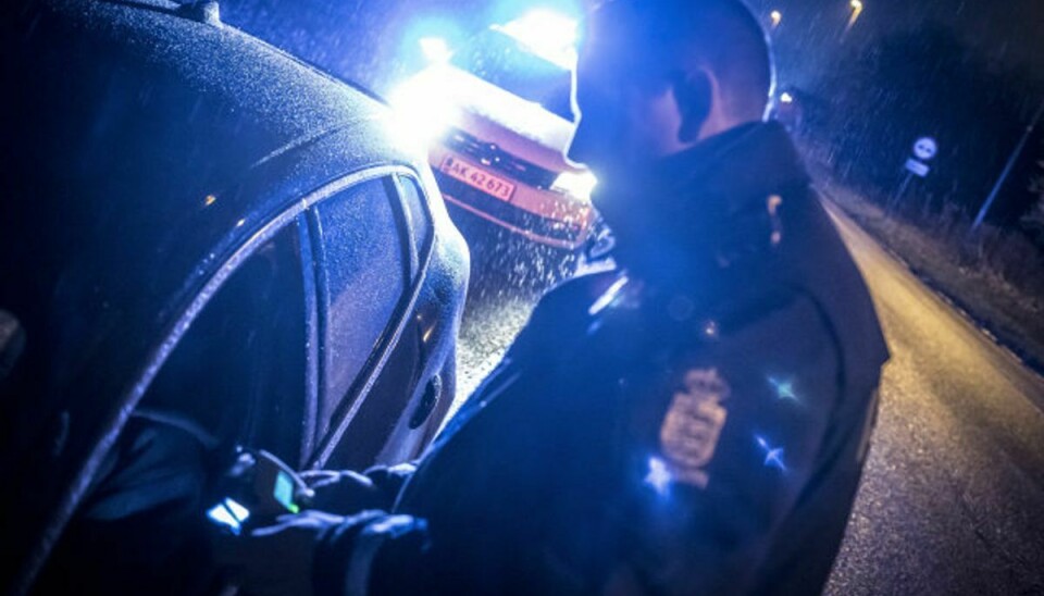 En 21-årig mand blev blandt andet sigtet for narko- og spirituskørsel efter at have kørt i den forkerte retning på Vestmotorvejen på Midtsjælland natten til lørdag. (Arkivfoto) Foto: Mads Claus Rasmussen/Scanpix