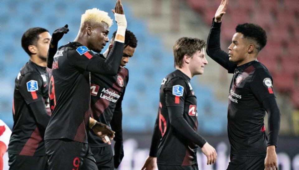 Sory Kaba scorede det ene mål, da FC Midtjylland slog AaB i 3F Superligaen. Foto: Henning Bagger/Scanpix