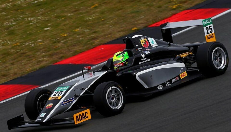 Schumachers søn imponerer i Formel 4-debut Mick Schumacher debuterede lørdag i Formel 4. Foto: Scanpix.