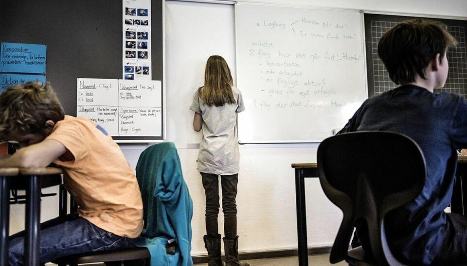 RB PLUS Lederkursus til lærere skaber ro i klassen. ARKIVFOTO: Folkeskolen Undervisning på folkeskole. 5. klasse på Rungsted skole bliver undervist af deres lærer Susanne. Eleverne er anonymiseret.