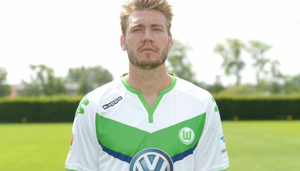 Bendtners træner: Klokken er fem minutter i 12 Nicklas Bendtner. Foto: PETER STEFFEN/Scanpix.