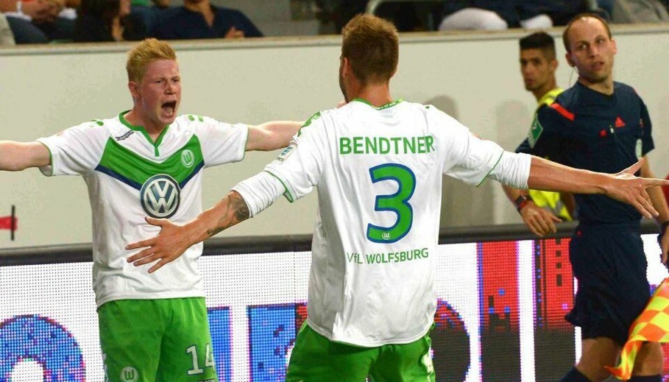 Bendtner-scoring får ros af Neuer efter Super Cup-sejr Nicklas Bendtner scorede både i ordinær tid og straffesparkskonkurrencen, da Wolfsburg slog Bayern München. Foto: PETER STEFFEN/Scanpix.