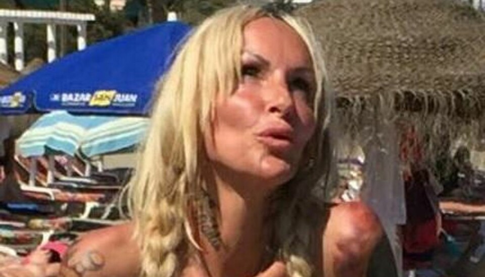 Linse lufter nødderne Linse deler sommerferie-billede på Facebook. Foto. Facebook