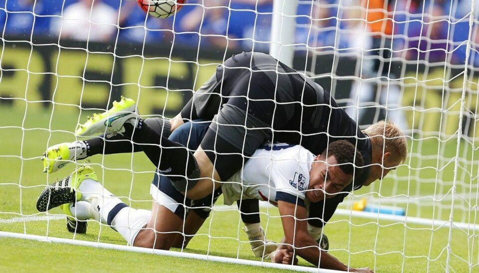 Schmeichel og Leicester fører Premier League efter 1-1 Foto: GEOFF CADDICK/Scanpix.