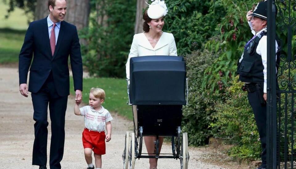 Falsk billede viser Diana til royal barnedåb Prisn William og hertuginde Kate ærede Diana ved at opkalde deres datter efter hende. Foto: Chris Jackson/Scanpix