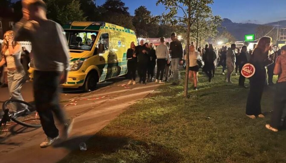 Fredag aften blev festen helt afblæst klokken 20.30. Fredag aften blev festen helt afblæst klokken 20.30.