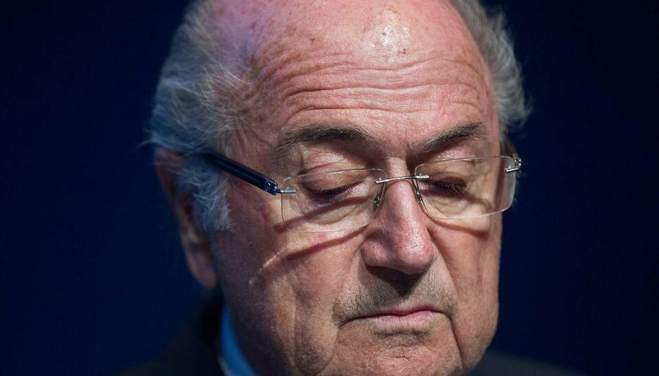 Blatter giver ikke op uden kamp FIFAs suspenderede præsident Sepp Blatter nægter at give op uden kamp. Foto: VALERIANO DOMENICO/Scanpix