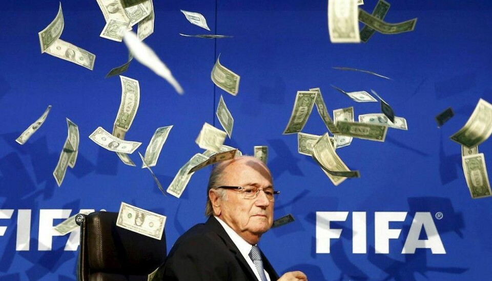 Sepp Blatter, der er suspenderet som FIFA.præsident, har nu valgt at appellere sin sag. Foto: Arnd Wiegmann/Scanpix