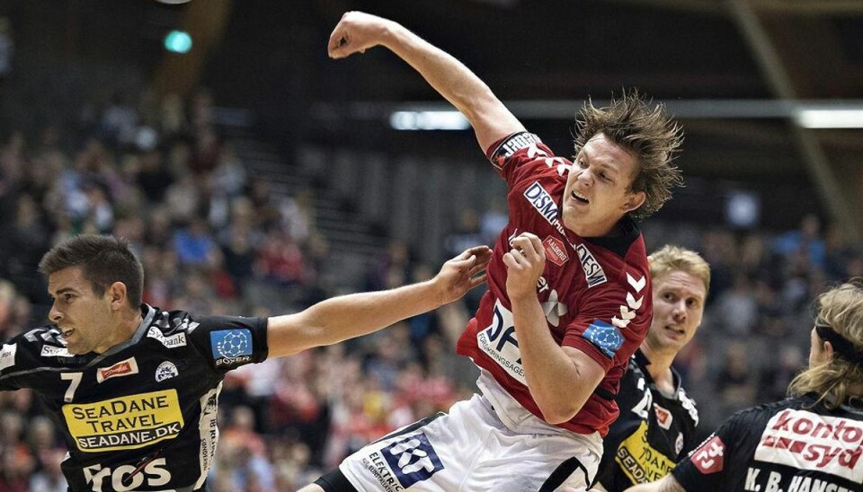 Aalborg tæt på at smide sejr: Scoringskrise på 11 minutter Trods scoringskrise på 11 minutter blevSønderjyske besejret med 23-21 i Aalborg. Foto: Scanpix.