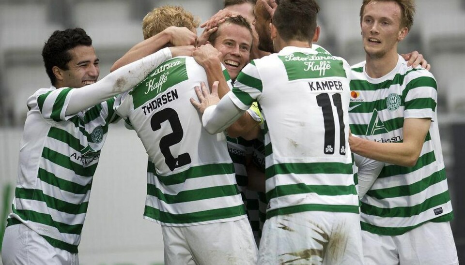 Viborg sprudler og ødelægger Jonas Dals Esbjerg-debut Viborg jubel efter Jeppe Curth ( 10 – Viborg FF ) har scoret til 1-0. Foto: Bo Amstrup/Scanpix.