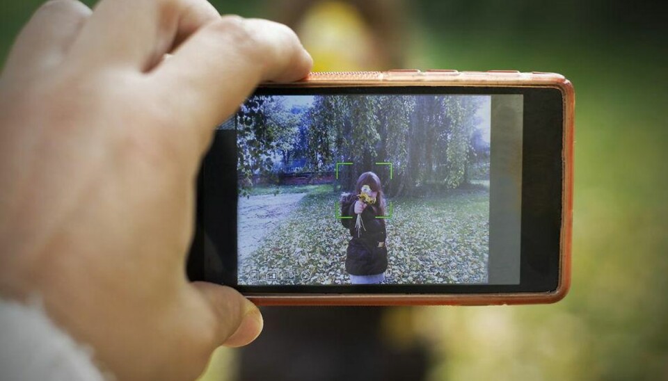 Sådan bliver du mesterfotograf med mobilen Det kan sagtens lade sig gøre at tage gode billeder med din telefon. Foto: Iris/Scanpix
