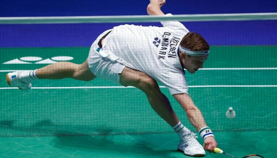 Viktor Axelsen taber All England-finale Viktor Axelsen tabte til Lee Zii Jia. (Foto: Adrian DENNIS / AFP)