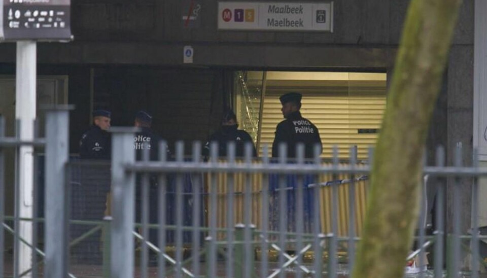 Avis: Belgisk politi jagter endnu en mistænkt Politiet jagter ifølge en avis nu endnu en gerningsmand til angrebet på metro-toget ved stationen Maelbeek. Foto: Elyxandro Cegarra/Scanpix