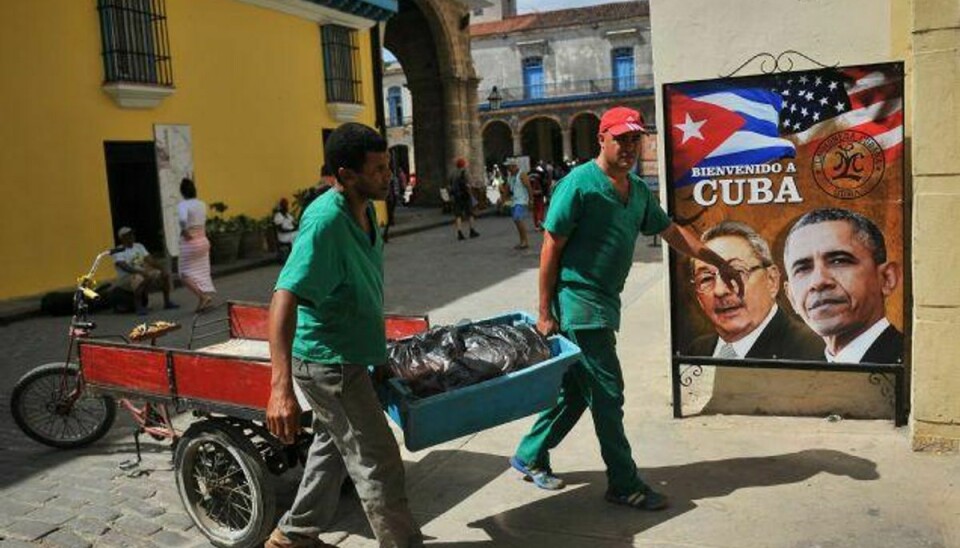 Der er en “historisk mulighed” for at erstatte gammelt fjendskab med venskab med Cuba nu, sagde Obama søndag til de ansatte på den nye amerikanske ambassade i Havana. Foto: Yamil Lage/AFP