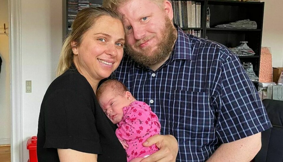 Tomas Tordrup har fået sin kone tilbage til Danmark og parret har fået en lille datter. – Foto: TV2 ØSTJYLLAND/
