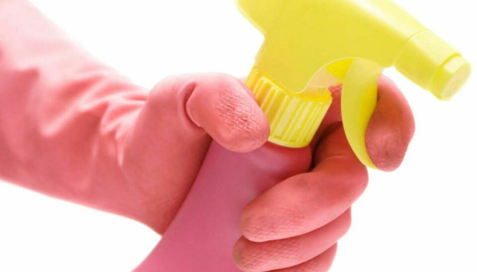 Under coronavirus-udbruddet er det ikke kun nødvendigt at rengøre dine hænder. Det gælder også tingene i dit hjem.